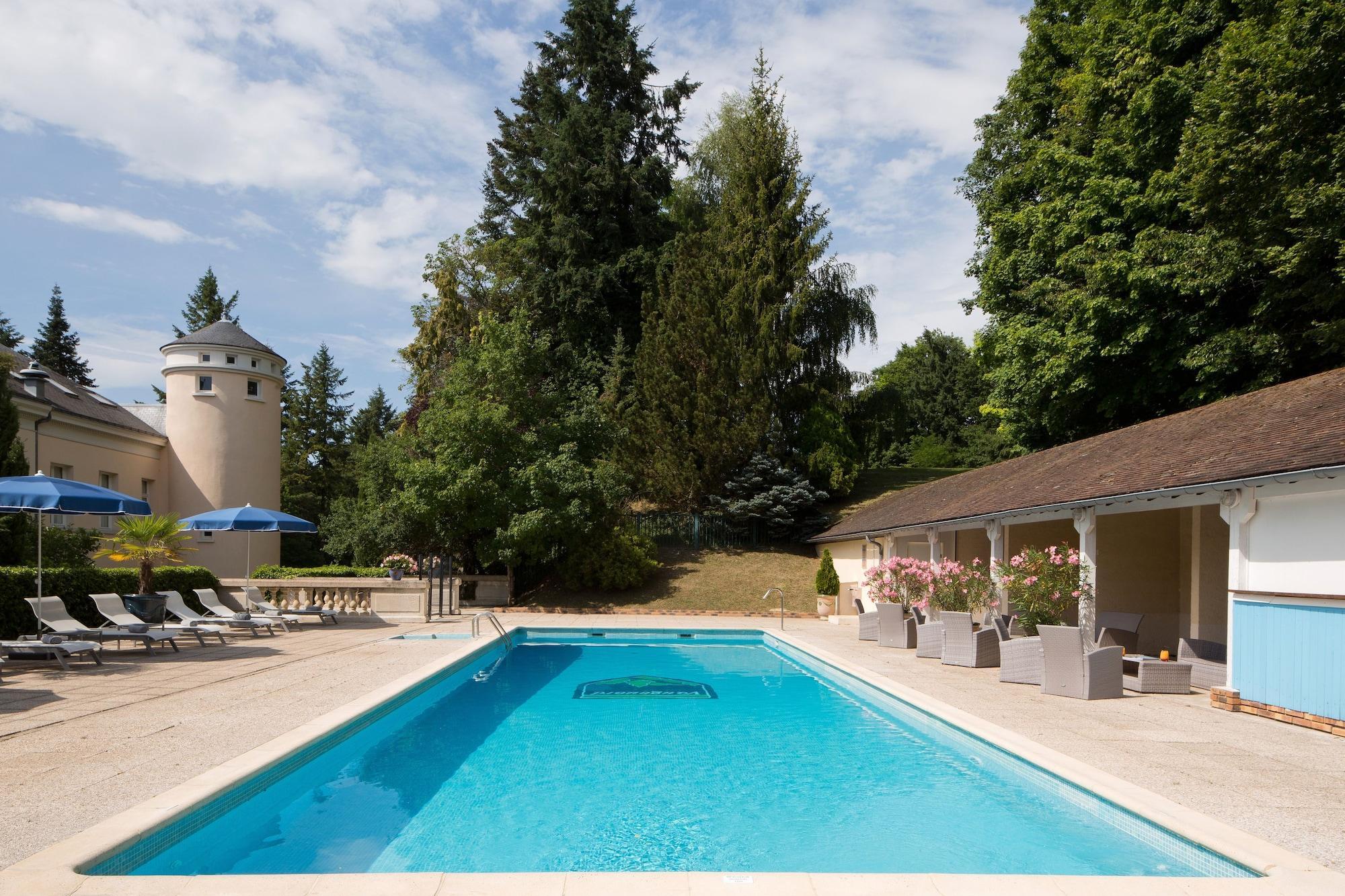 Domaine Et Golf De Vaugouard - La Maison Younan Fontenay-sur-Loing Exterior photo